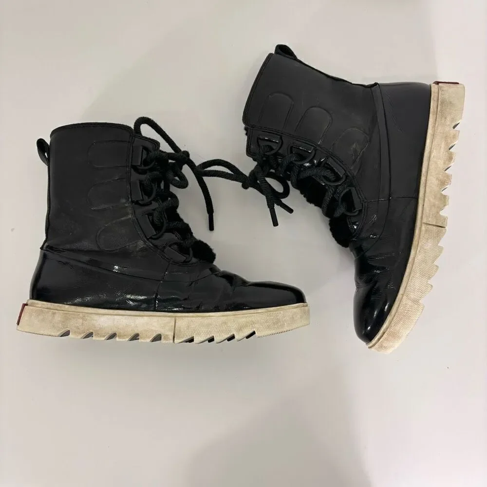 Sorel Patent‎ Leather & Leather Lace Up Fur Lined Winter Boots Size 9